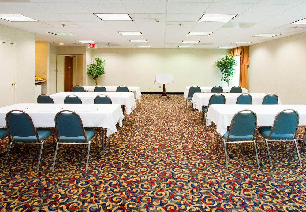 Holiday Inn Express Hillsborough-Durham Area By Ihg Luaran gambar