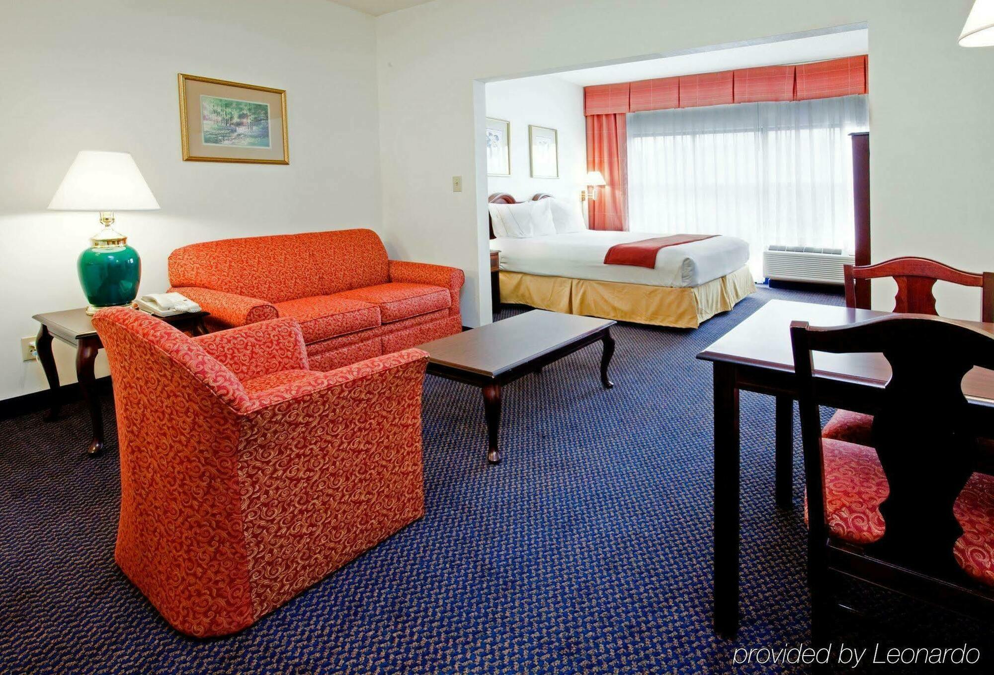 Holiday Inn Express Hillsborough-Durham Area By Ihg Luaran gambar