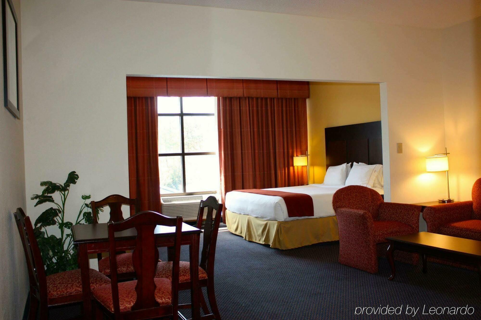 Holiday Inn Express Hillsborough-Durham Area By Ihg Luaran gambar